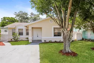 525 20th Ave N, Lake Worth, FL 33460 - Photo 1