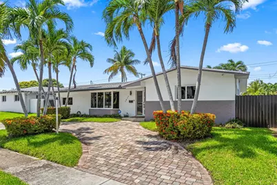 1871 NE 186th St, North Miami Beach, FL 33179 - Photo 2