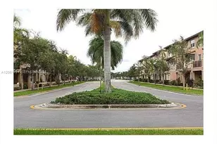 14663 SW 9th St, Pembroke Pines, FL 33027 - Photo 12
