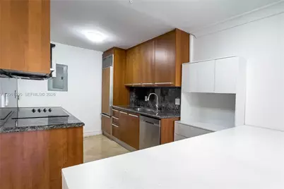 1670 Bay Rd #2D, Miami Beach, FL 33139 - Photo 6