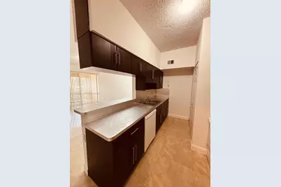 18342 NW 68th Ave #D, Hialeah, FL 33015 - Photo 2