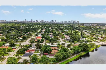 17200 NE 15th Ave, North Miami Beach, FL 33162 - Photo 42