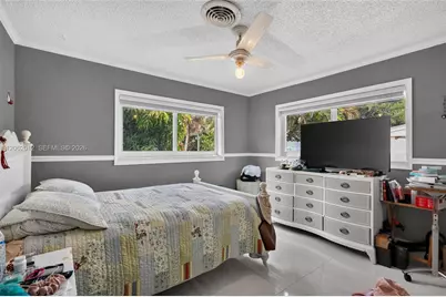 17200 NE 15th Ave, North Miami Beach, FL 33162 - Photo 26