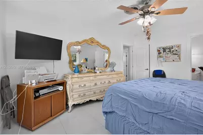 17200 NE 15th Ave, North Miami Beach, FL 33162 - Photo 22