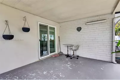 17200 NE 15th Ave, North Miami Beach, FL 33162 - Photo 34