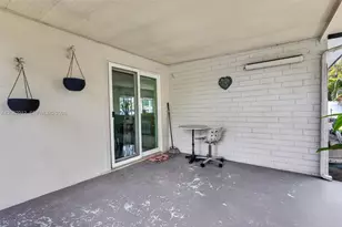 17200 NE 15th Ave, North Miami Beach, FL 33162 - Photo 34