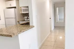 6095 W 18th Ave, Hialeah, FL 33012 - Photo 8