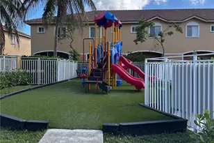 541 Princess Dr, Margate, FL 33068 - Photo 28