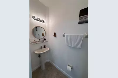 541 Princess Dr, Margate, FL 33068 - Photo 16