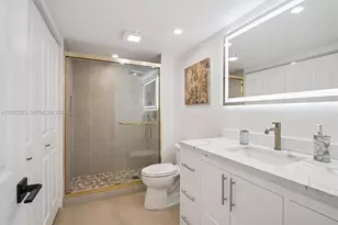 19707 Turnberry Way, Aventura, FL 33180 - Photo 18