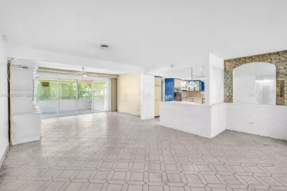 861 Holly Ln, Plantation, FL 33317 - Photo 10
