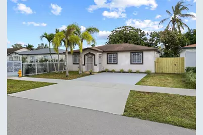 28901 SW 150th Pl, Homestead, FL 33033 - Photo 1