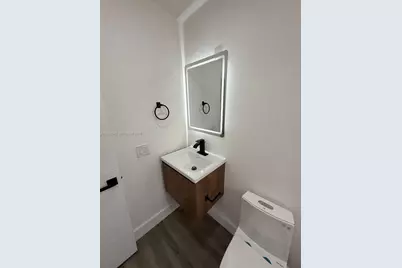 1251 NE 208th Ter, Miami, FL 33179 - Photo 28