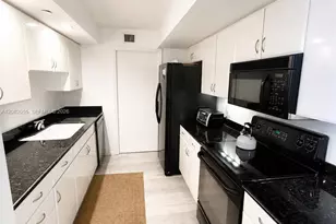 6917 Collins Ave, Miami Beach, FL 33141 - Photo 18