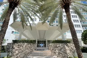 6917 Collins Ave, Miami Beach, FL 33141 - Photo 2