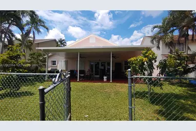 19081 NW 77th Ct #1, Hialeah, FL 33015 - Photo 6