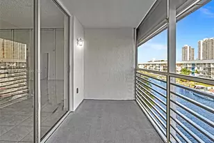 3849 NE 169th St, North Miami Beach, FL 33160 - Photo 24