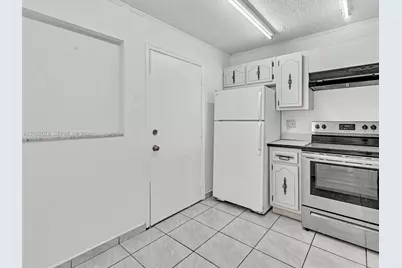 3849 NE 169th St #405, North Miami Beach, FL 33160 - Photo 6