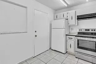 3849 NE 169th St, North Miami Beach, FL 33160 - Photo 6