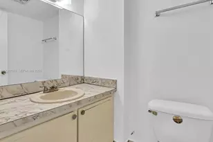 3849 NE 169th St, North Miami Beach, FL 33160 - Photo 12