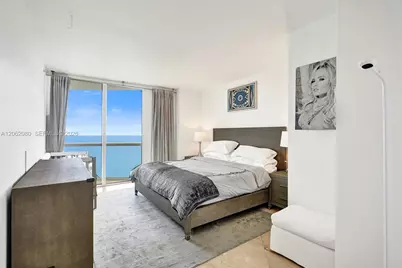 6365 Collins Ave #3002, Miami Beach, FL 33141 - Photo 12