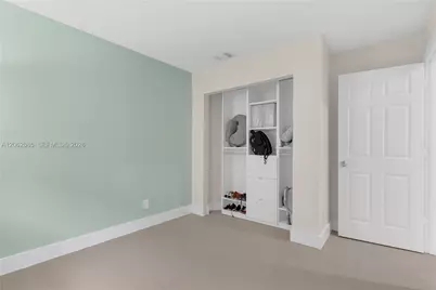 949 SW 7th Pl, Florida City, FL 33034 - Photo 16