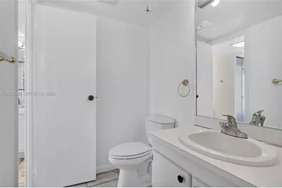 20335 W Country Club Dr #107, Aventura, FL 33180 - Photo 4