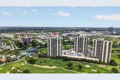 20335 W Country Club Dr #107, Aventura, FL 33180 - Photo 16