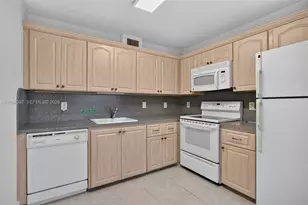 1903 Bermuda Cir, Coconut Creek, FL 33066 - Photo 4