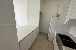 7420 W 20th Ave, Hialeah, FL 33016 - Photo 6