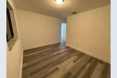 28393 SW 140th Pl, Homestead, FL 33033 - Photo 8