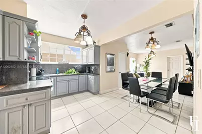 1353 SW 1st St, Miami, FL 33135 - Photo 34