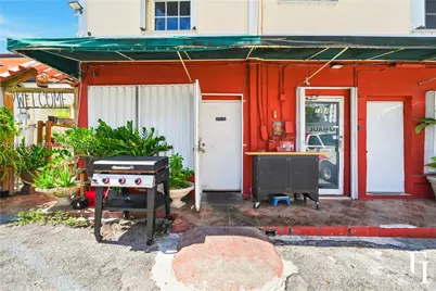 1353 SW 1st St, Miami, FL 33135 - Photo 22