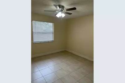 9 NE 44th St, Deerfield Beach, FL 33064 - Photo 8