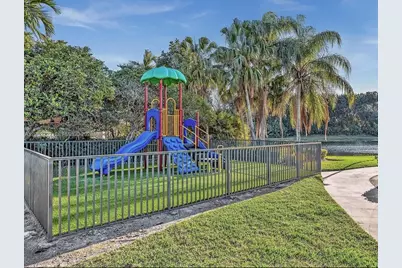 894 Spoonbill Cir, Weston, FL 33326 - Photo 40