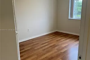 11810 NE 19th Dr, North Miami, FL 33181 - Photo 16