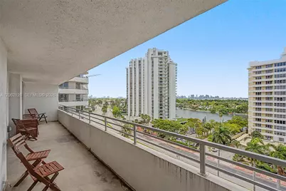 5555 Collins Ave #10V, Miami Beach, FL 33140 - Photo 1