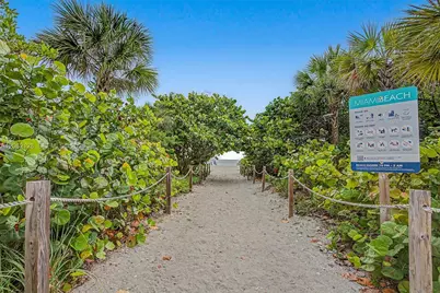 5555 Collins Ave #10V, Miami Beach, FL 33140 - Photo 22