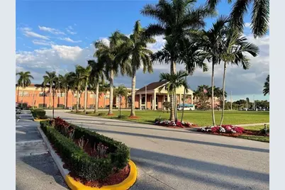 559 N Mansfield N #559, Boca Raton, FL 33434 - Photo 32