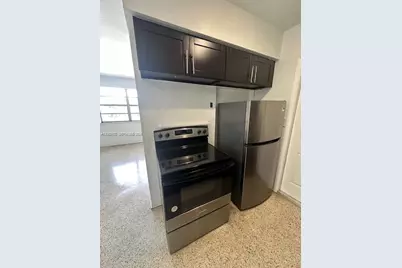 6430 W Flagler St #6, Miami, FL 33144 - Photo 6
