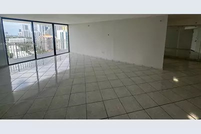 210 174th St #2110, Sunny Isles Beach, FL 33160 - Photo 2