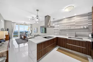 1100 Biscayne Blvd, Miami, FL 33132 - Photo 12