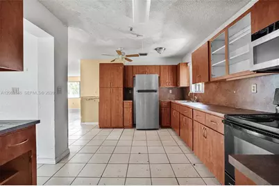 11230 SW 188th St, Miami, FL 33157 - Photo 14