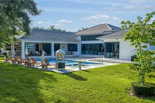 7830 SW 117th St, Pinecrest, FL 33156 - Photo 4
