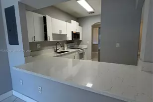 8360 NW 10th St, Miami, FL 33126 - Photo 6