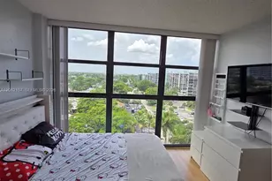 200 Leslie Dr, Hallandale Beach, FL 33009 - Photo 16