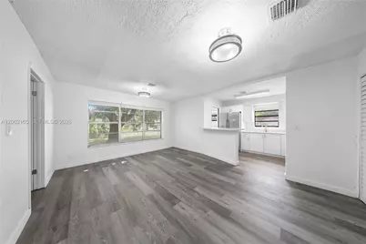 820 NW 38th Ave, Lauderhill, FL 33311 - Photo 14