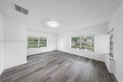 820 NW 38th Ave, Lauderhill, FL 33311 - Photo 6