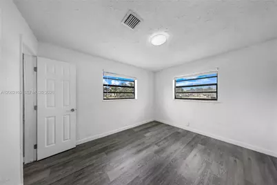 820 NW 38th Ave, Lauderhill, FL 33311 - Photo 18