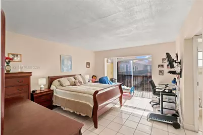 1855 W 60th St #407, Hialeah, FL 33012 - Photo 8